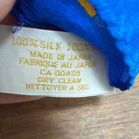 Elaine Gold For Collection XIIX Ltd. 100% Silk Striped Scarf Women's Accessory - Picture 4 of 12